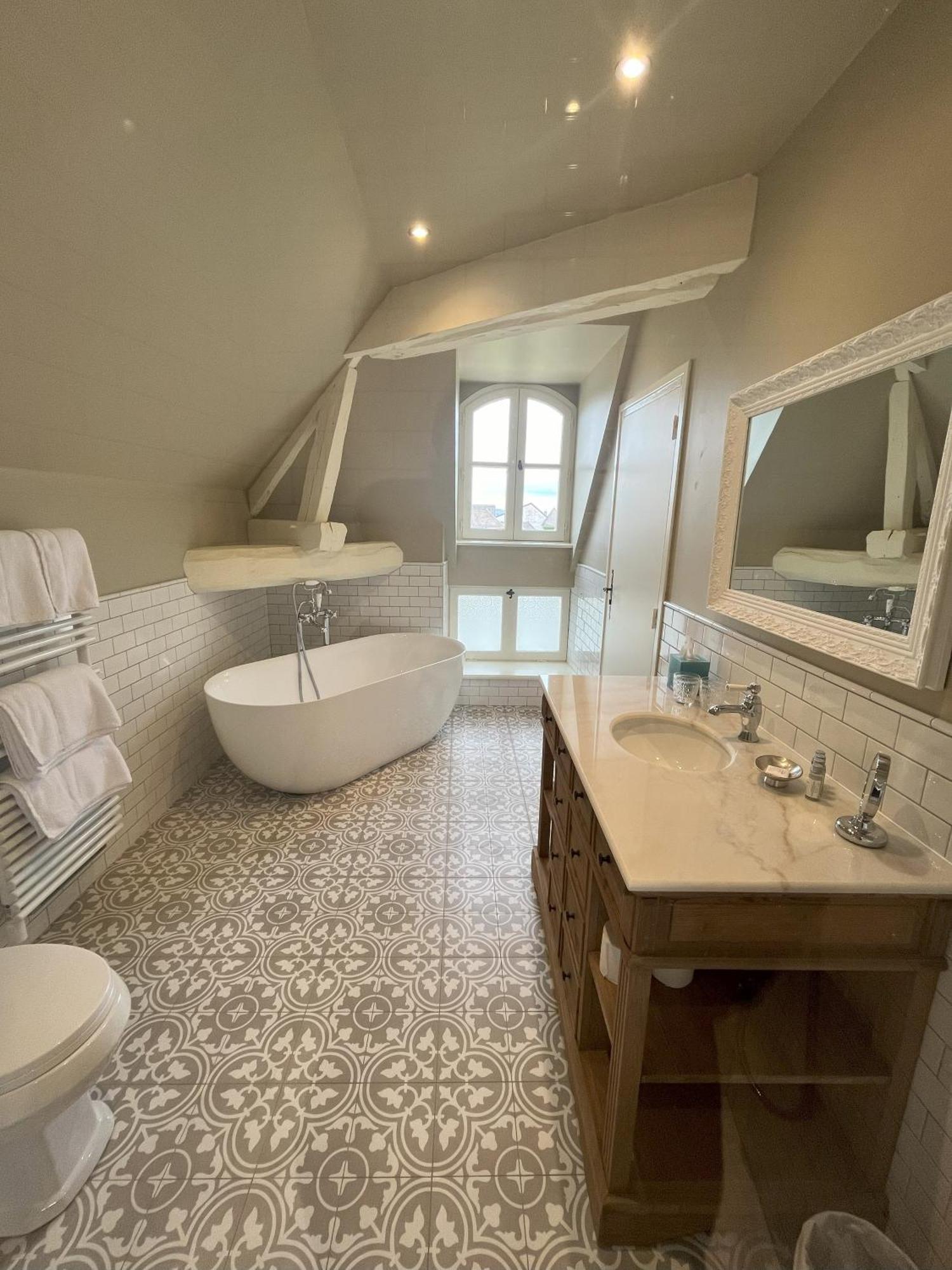 Number 8 Bed & Breakfast Мерсо Екстериор снимка